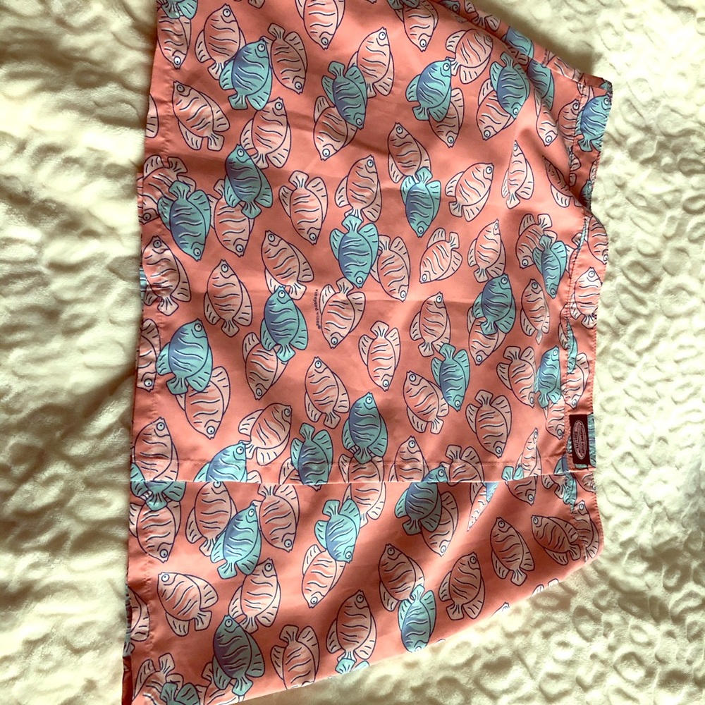 Vineyard Vines board skirt